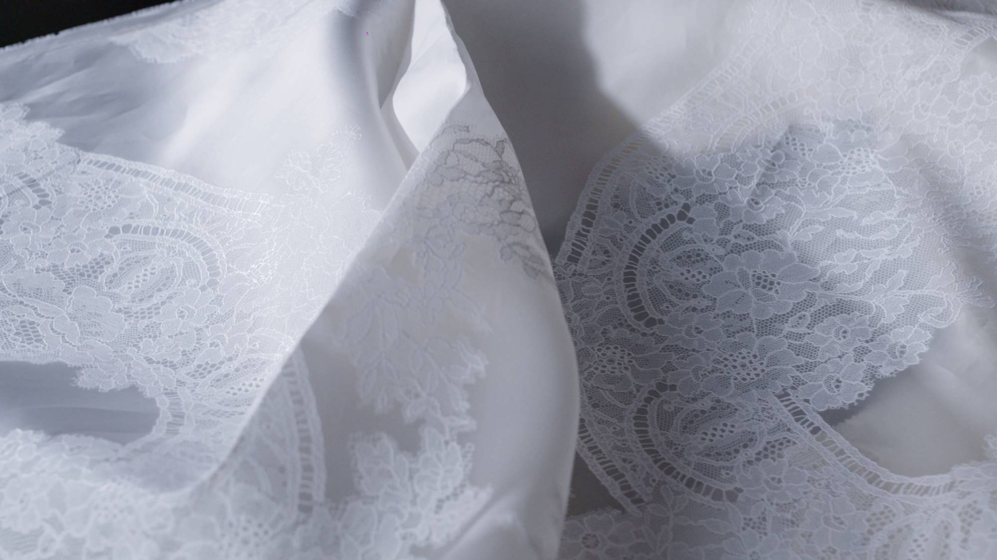 Colours-Company-Tessuti-Stampa-Lusso-Como-Lavorazioni-effetto-pizzo-03